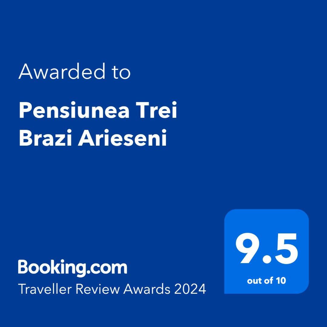 Pensiunea Trei Brazi Arieşeni エクステリア 写真